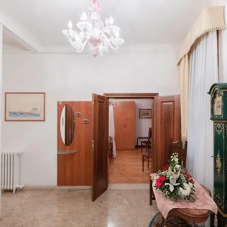 Venetian Infinity Apartment