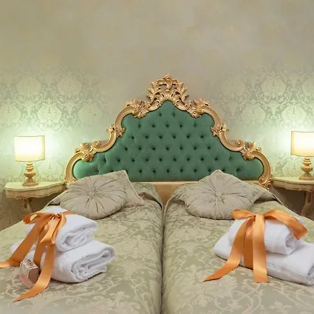 Venetian Infinity Apartment Venice